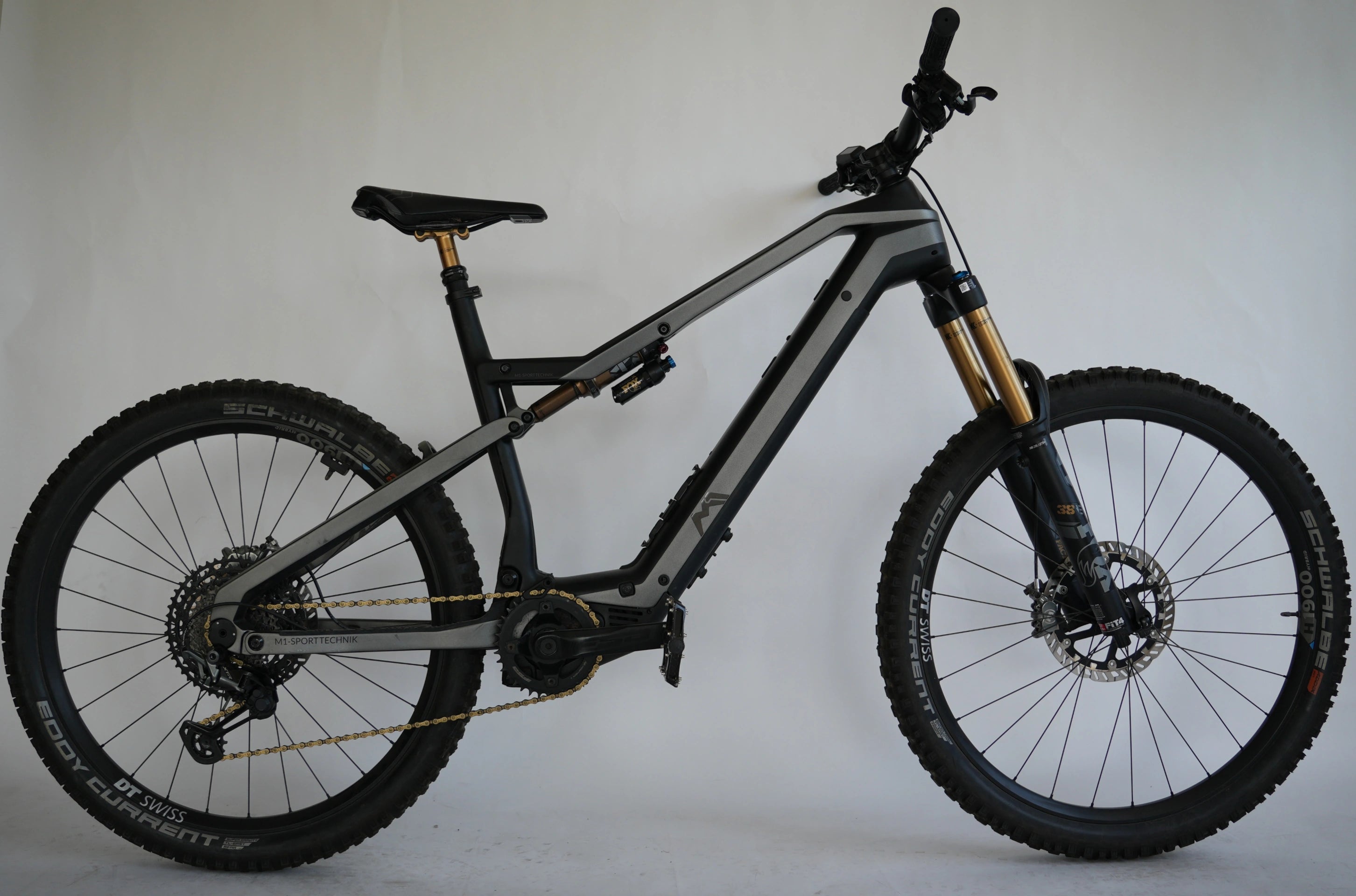 (13)M1 EN.400.SX.P 8.0 XL