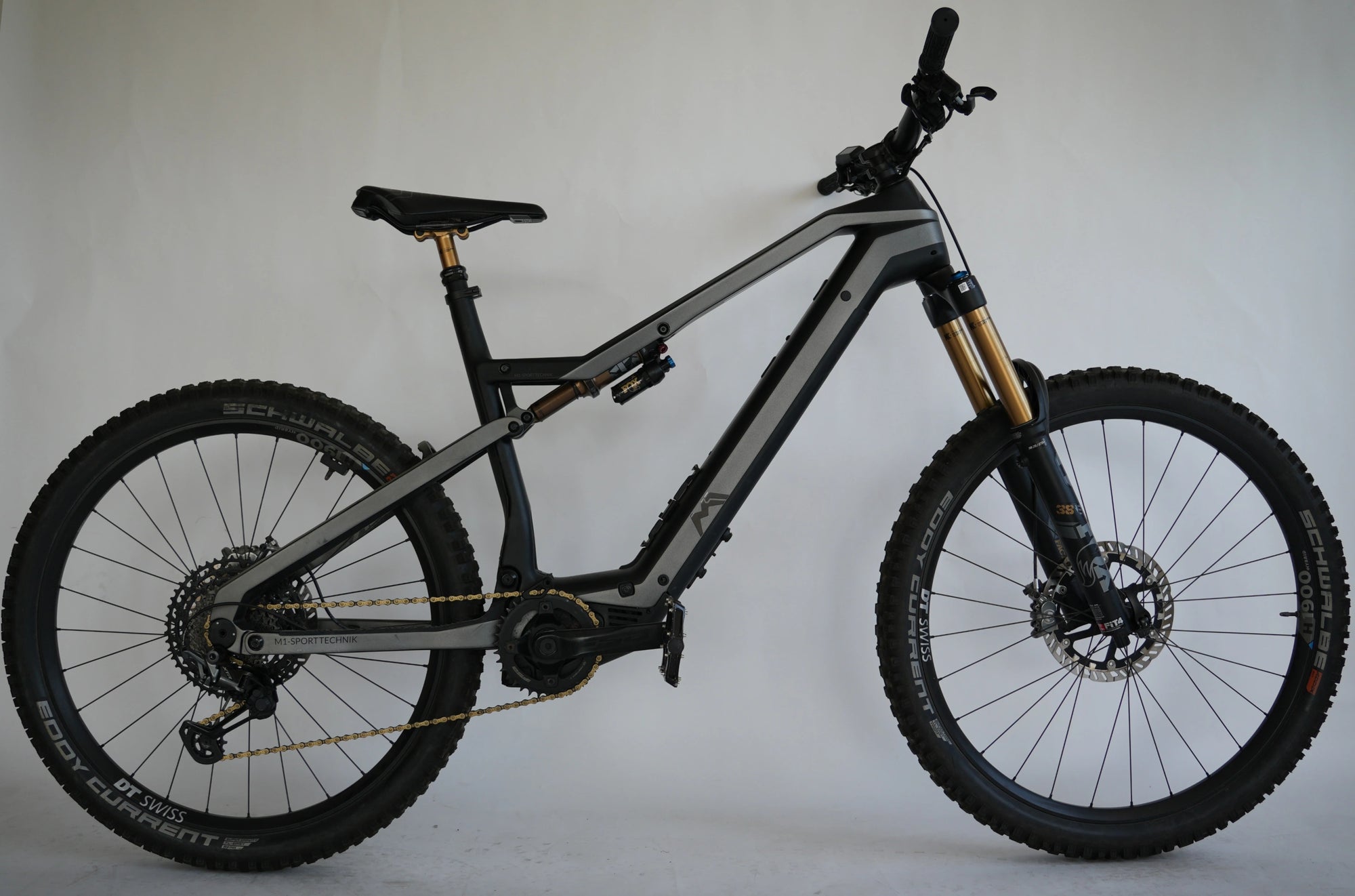 (13)M1 EN.400.SX.P 8.0 XL