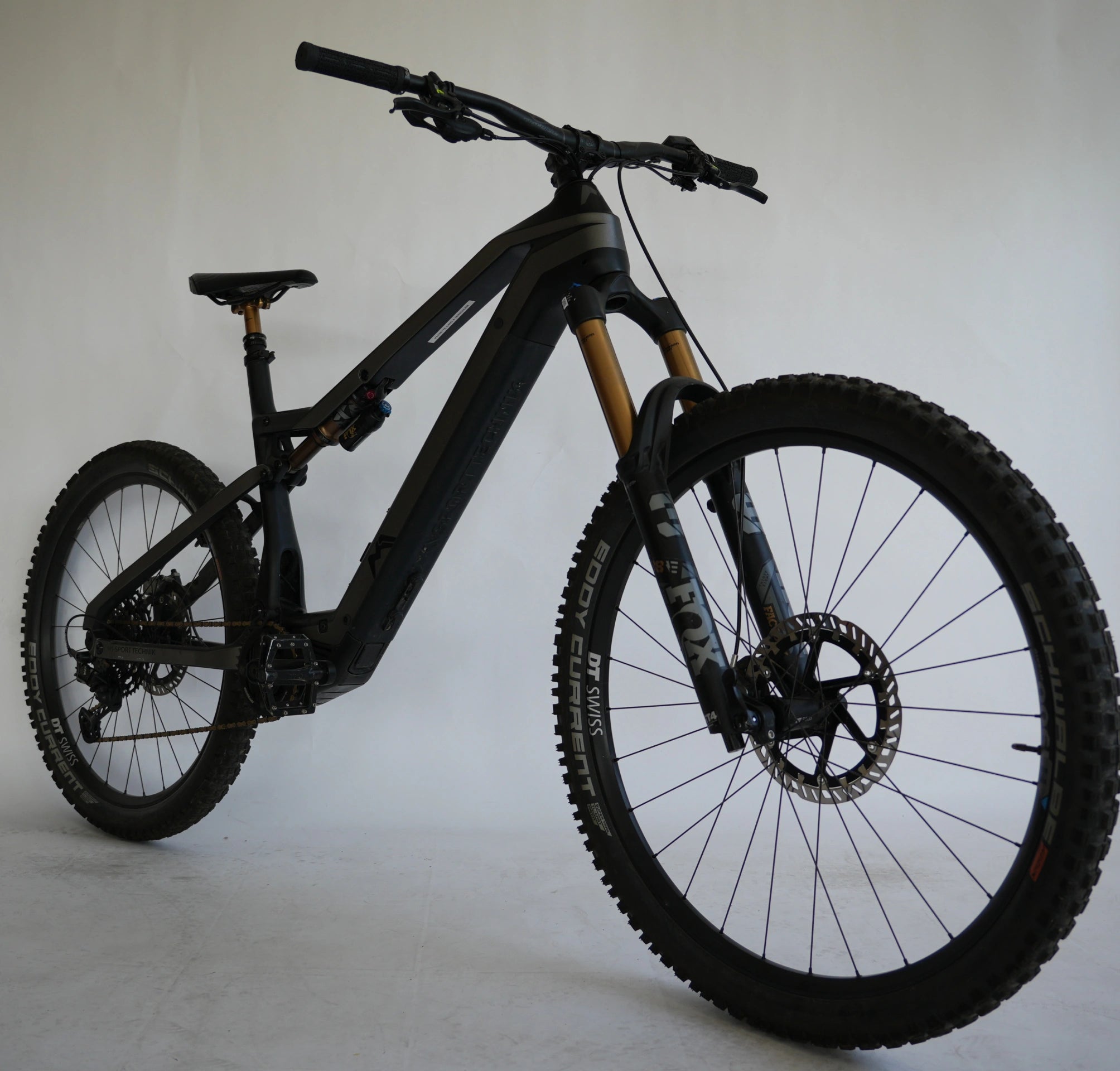 (13)M1 EN.400.SX.P 8.0 XL