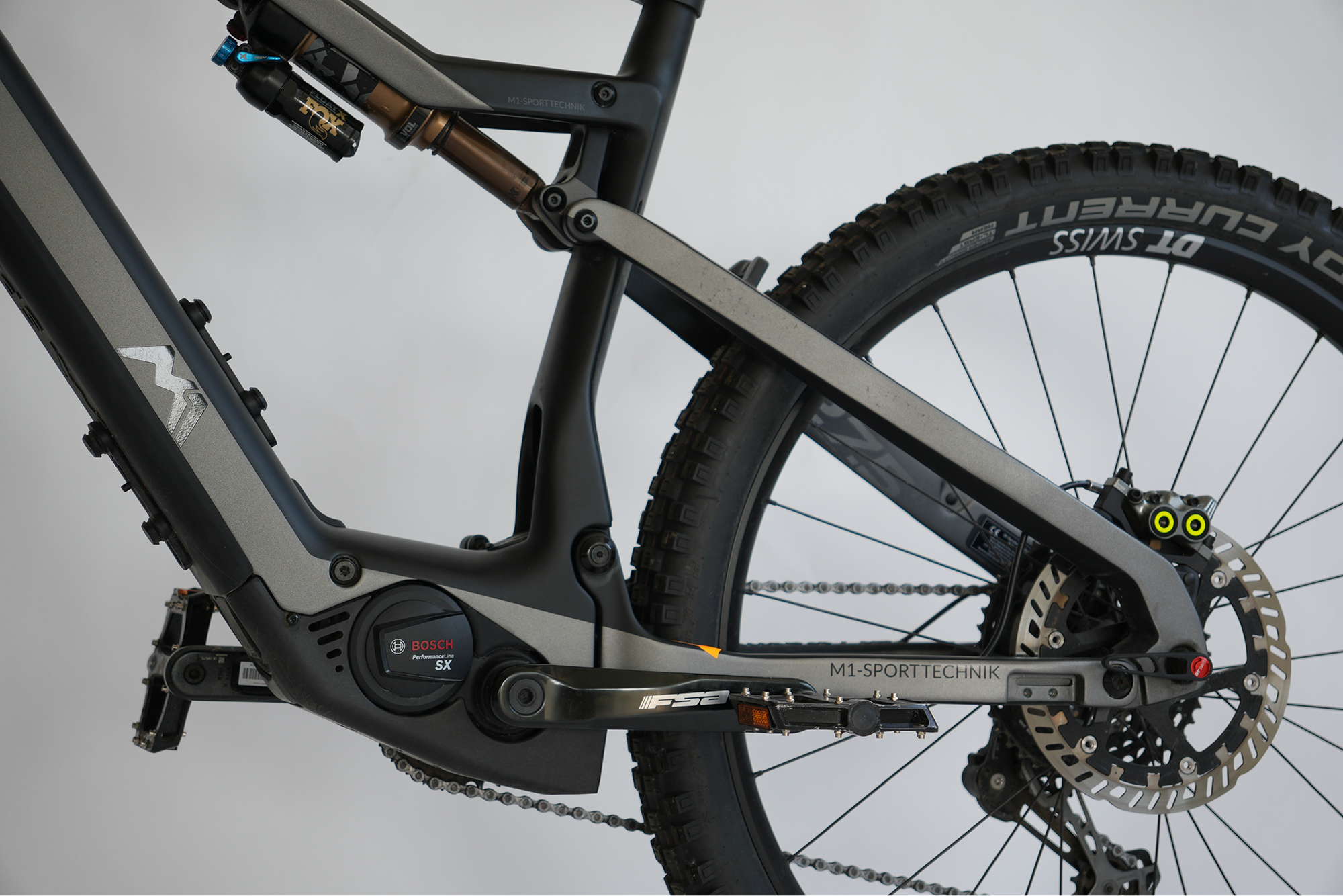 M1 EN.400.SX.P 8.0 L (07)