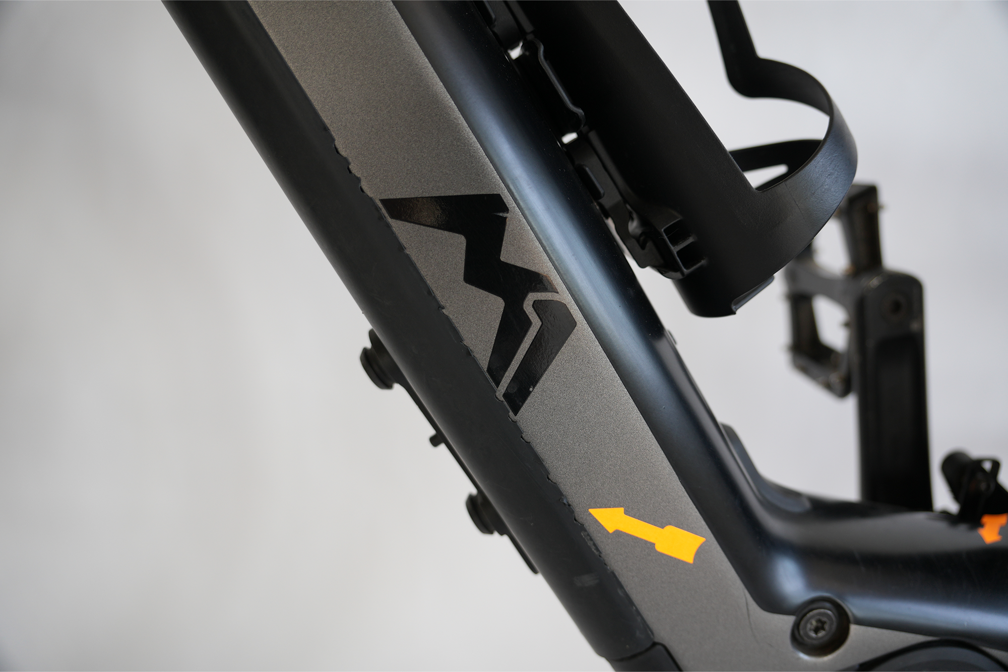 M1 EN.400.SX.P 8.0 L (04)