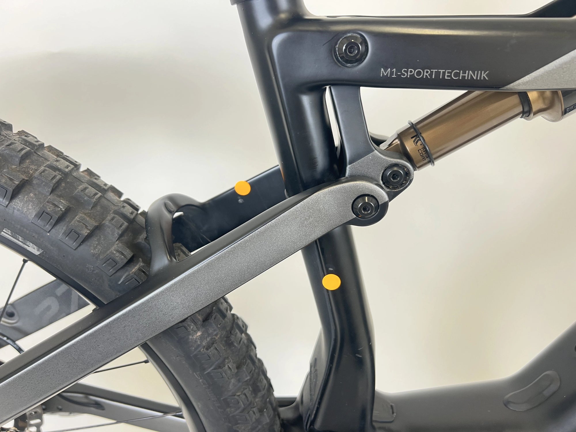 (36)M1 EN.400.SX.P 8.0 M