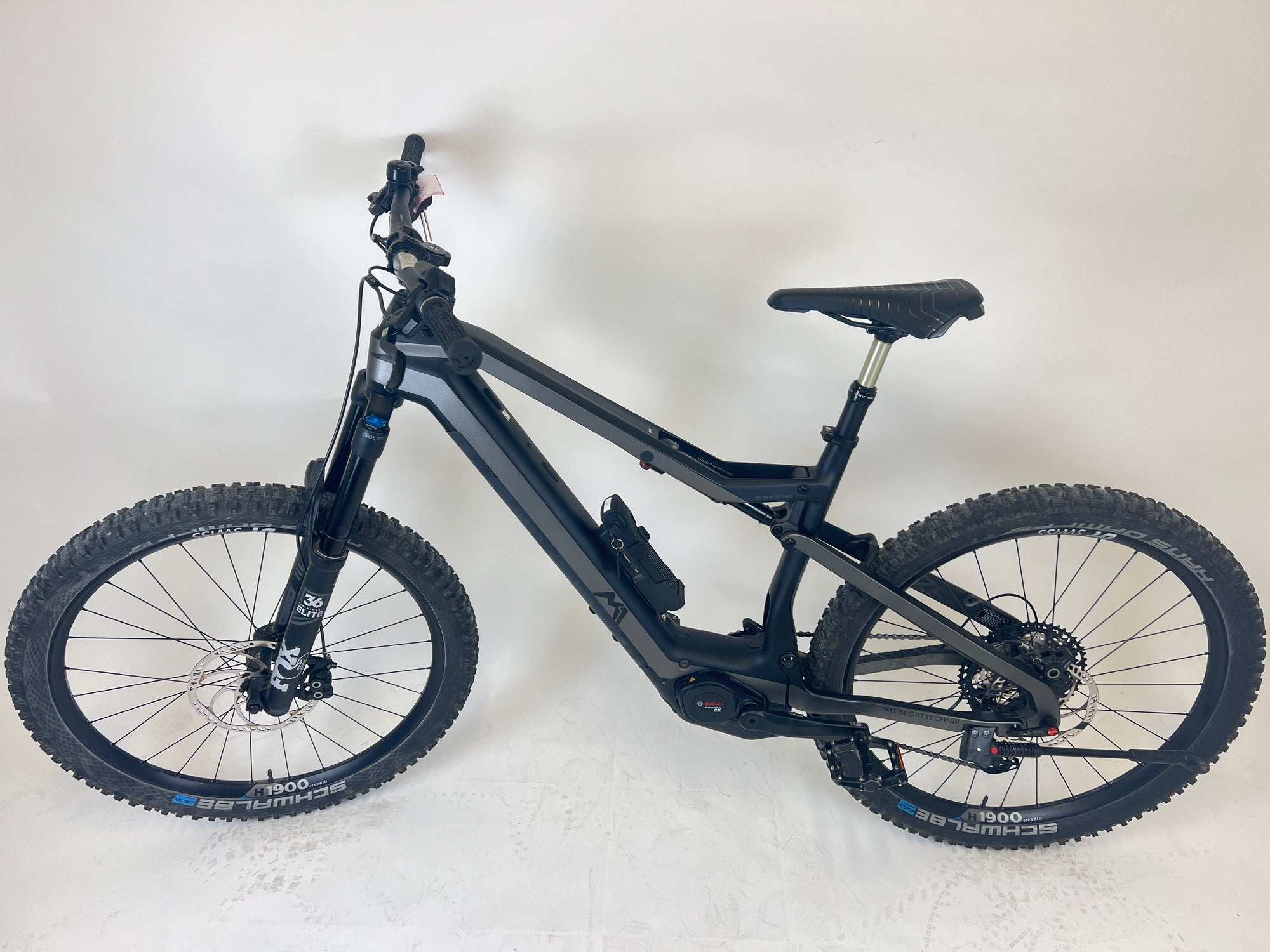 (27)M1 CC.400.SX.P 4.0 L