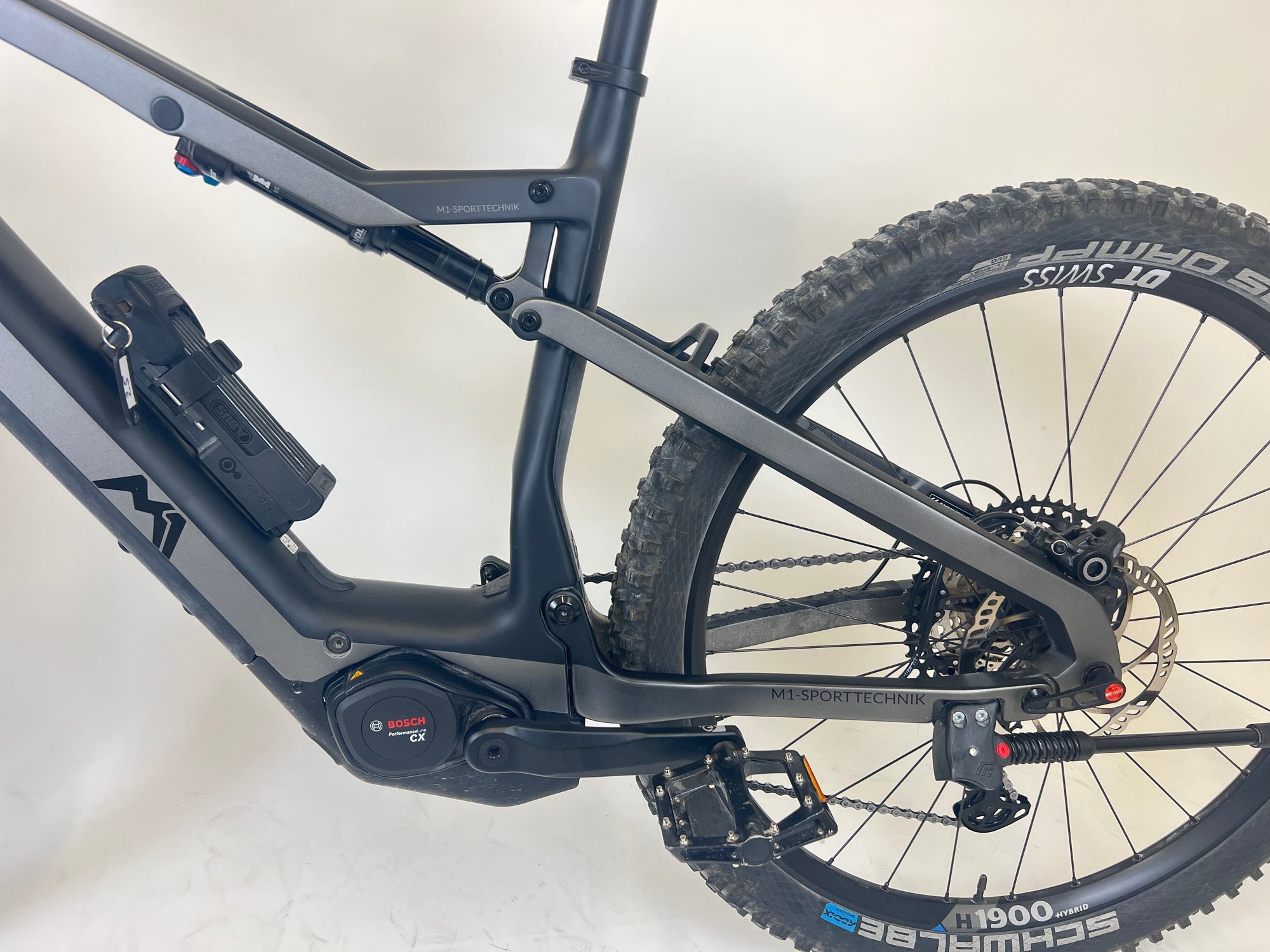 (27)M1 CC.400.SX.P 4.0 L